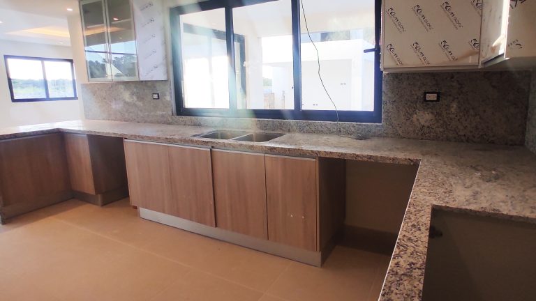 Villas en venta en Cap Cana – Punta Cana nueva construcción cerca de  Playa Juanillo